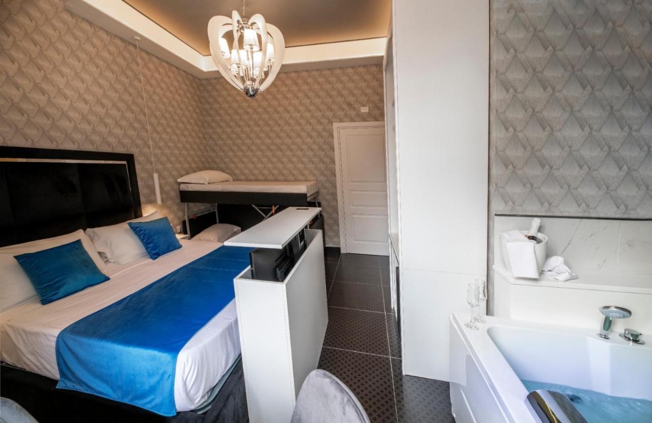 Luna Luxury Bed And Breakfast Neapel Exterior foto