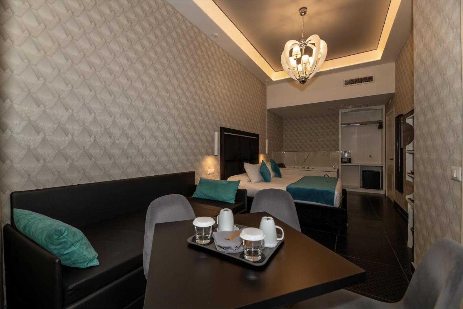 Luna Luxury Bed And Breakfast Neapel Exterior foto